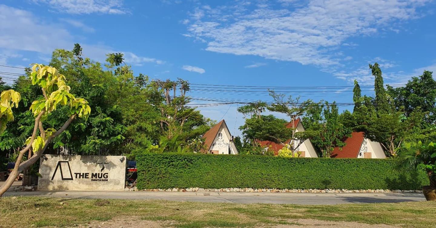The Mug Resort Chonburi Exterior photo